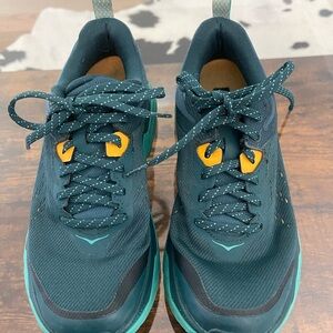 Hoka Challenger sneakers